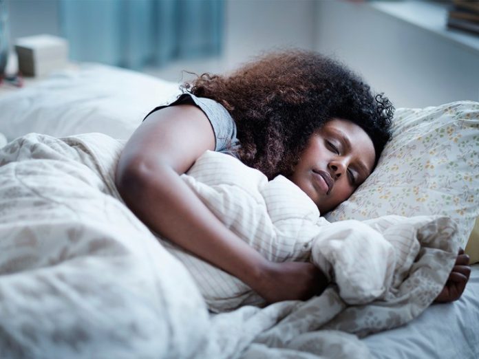 Como a Melatonina pode Ajudar Você a Dormir e se Sentir Melhor
